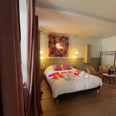 Romantique Avec Baignoire Balneotherapie Duo Et Jardin Proche De Colmar Et Kaysersberg Pour 2 Personnes Lapoutroie