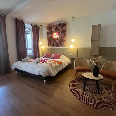 Appartement Romantique Avec Baignoire Balneotherapie Duo Et Jardin Proche De Colmar Et Kaysersberg Pour 2 Personnes Lapoutroie