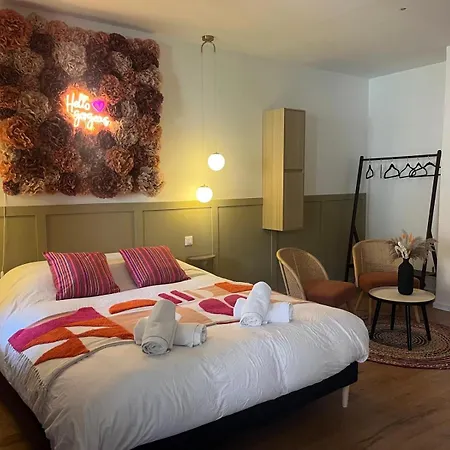 Appartement Romantique Avec Baignoire Balneotherapie Duo Et Jardin Proche De Colmar Et Kaysersberg Pour 2 Personnes Lapoutroie